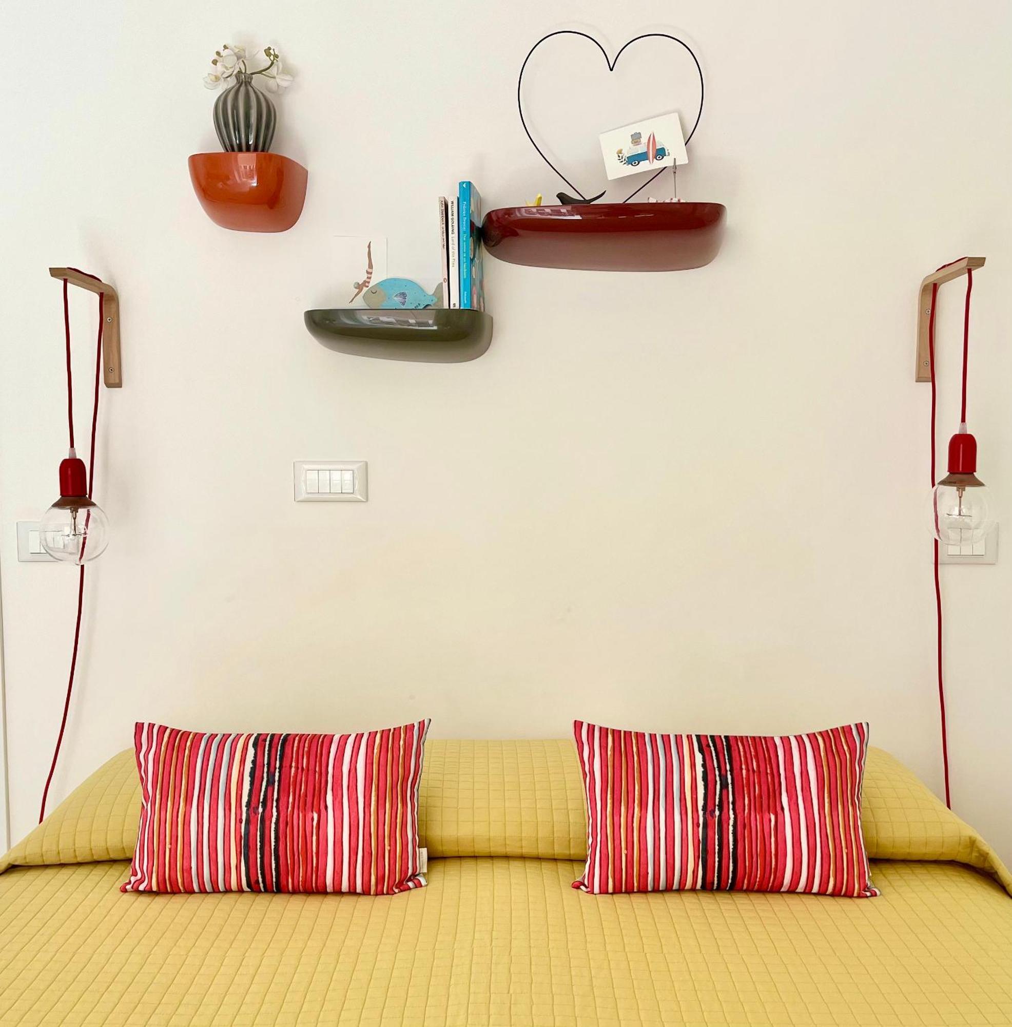 Tigelliotre Bed And Breakfast 칼리아리 외부 사진
