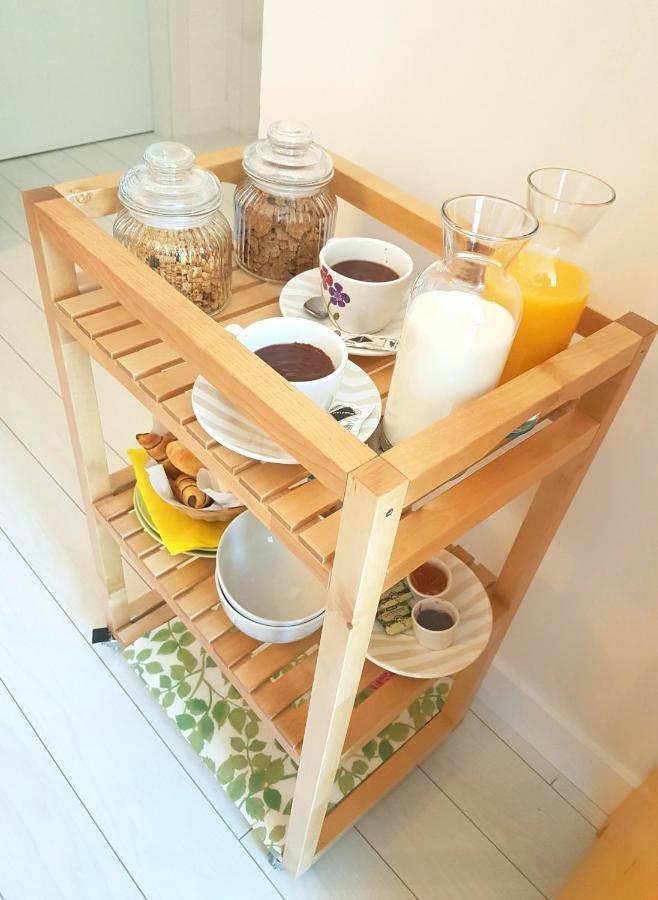 Tigelliotre Bed And Breakfast 칼리아리 외부 사진